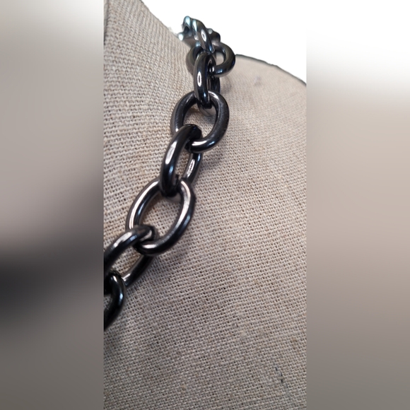 Baroque Pearl Tassel Necklace - Picture 10 of 16